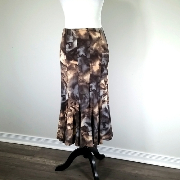 Red Coral Collection Midi Skirt Size M - Picture 8 of 8